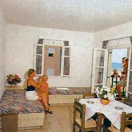 Pela Mare Apartment *