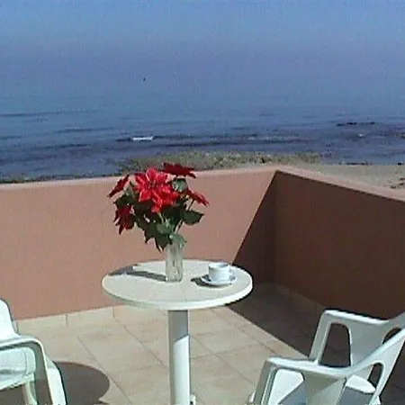 Pela Mare Apartment Kokkini Hani